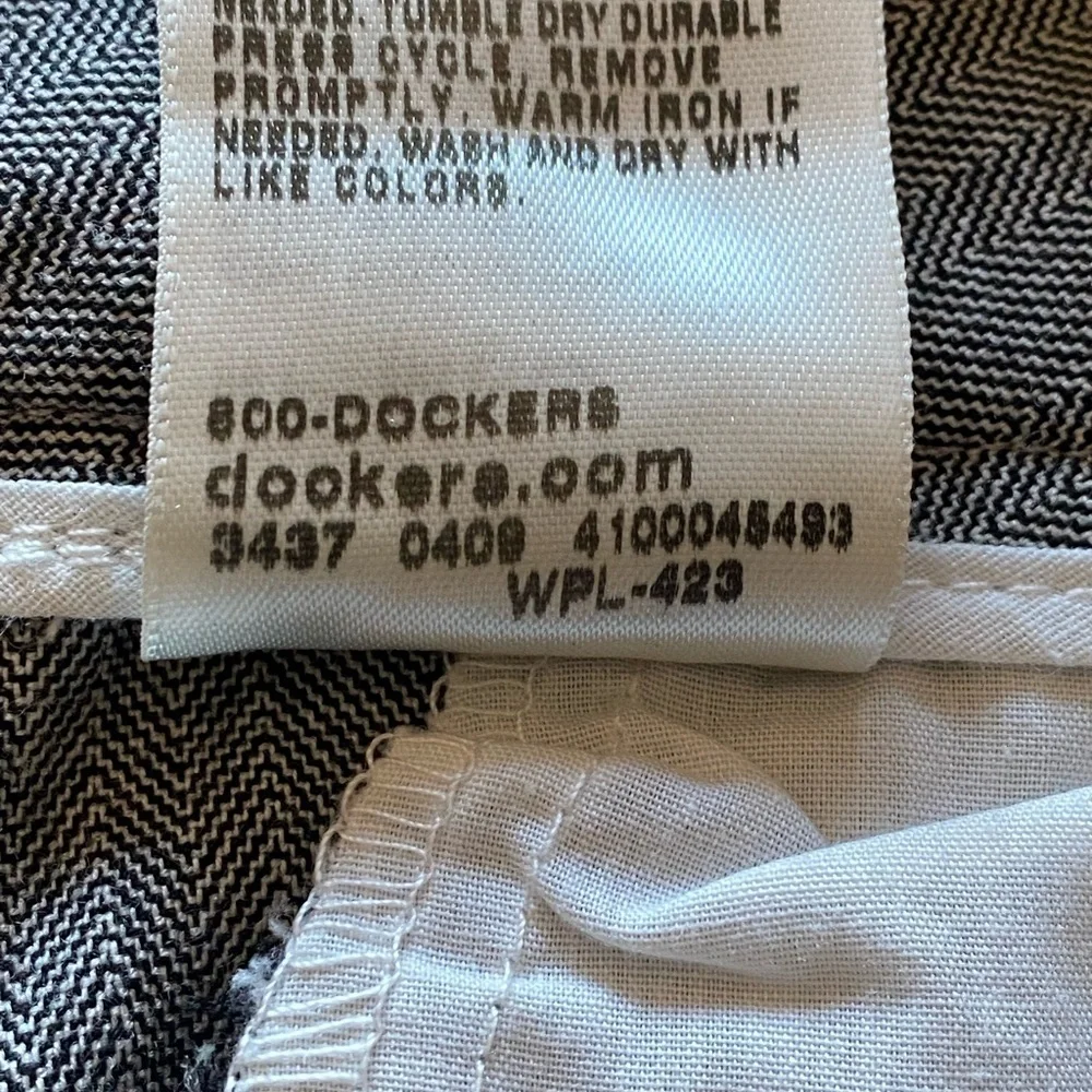 ~Dockers Mid rise Curvy Pants - Picture 6 of 8